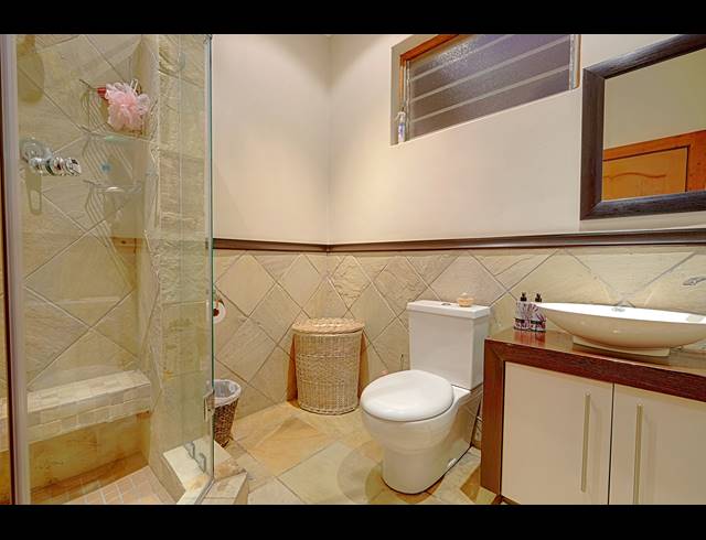 5 BEDROOM HOUSE FOR SALE IN KENSINGTON